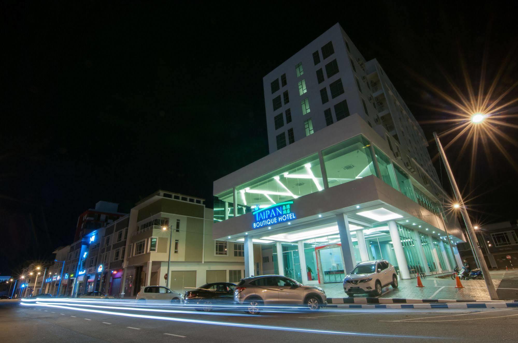 E-Red Hotel Melaka מראה חיצוני תמונה